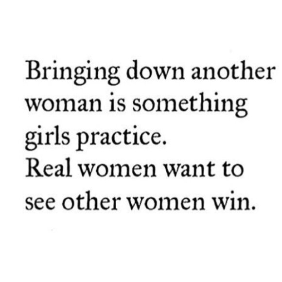 Meet your Posher, Naya - Picture 3 of 6